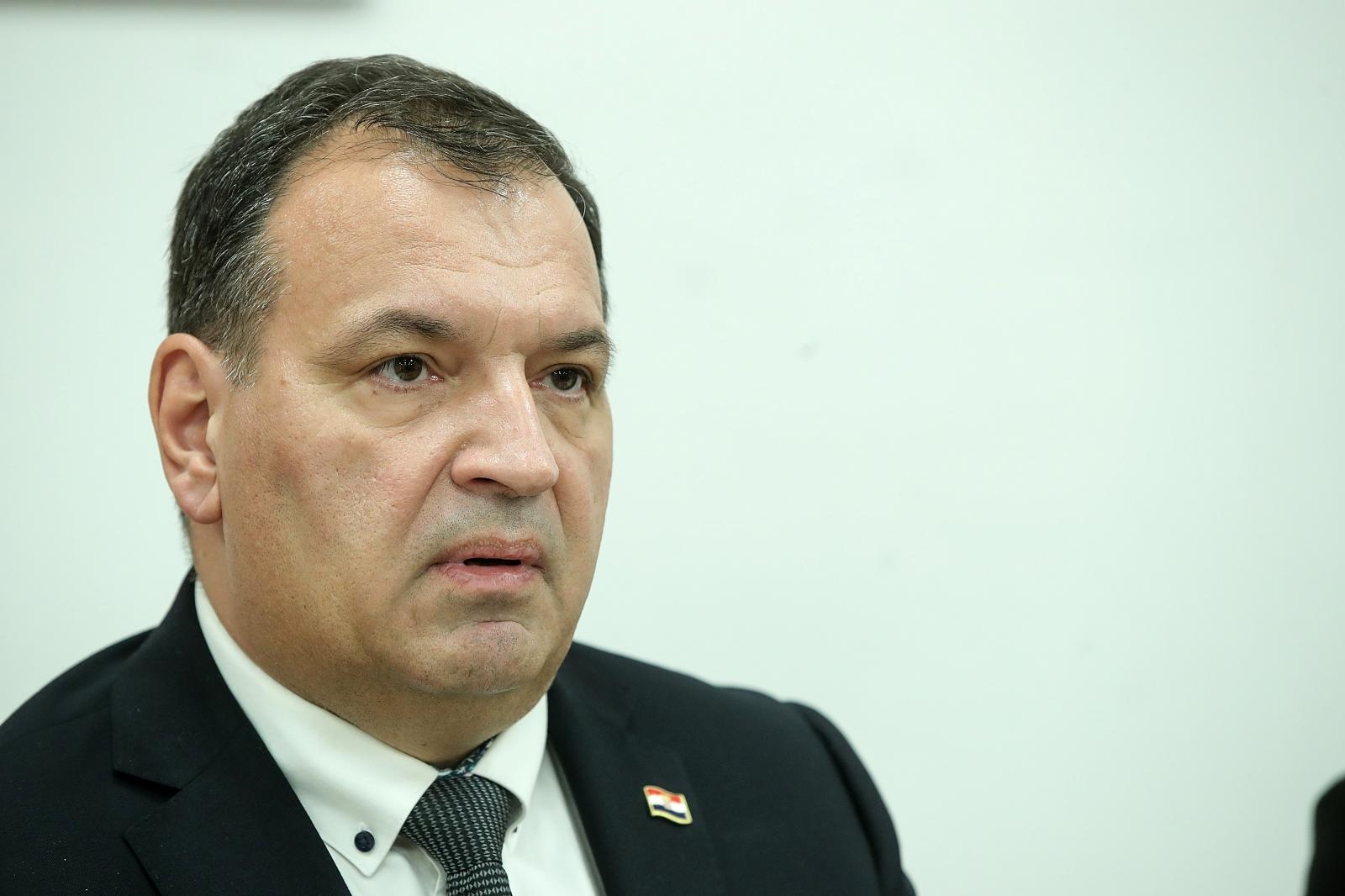 Beroš: Virus možda već danas dođe u Hrvatsku