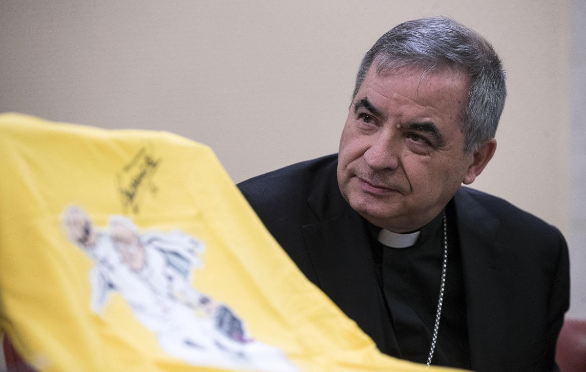 Moćni vatikanski kardinal iznenada dao ostavku, objavio je zašto