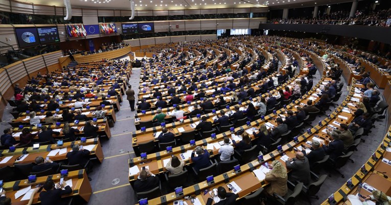 EP podržao uvođenje visokih carina na hranu iz Rusije i Bjelorusije