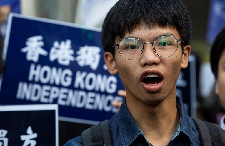 Hongkonški aktivist priveden kod američkog konzulata, htio je tražiti azil