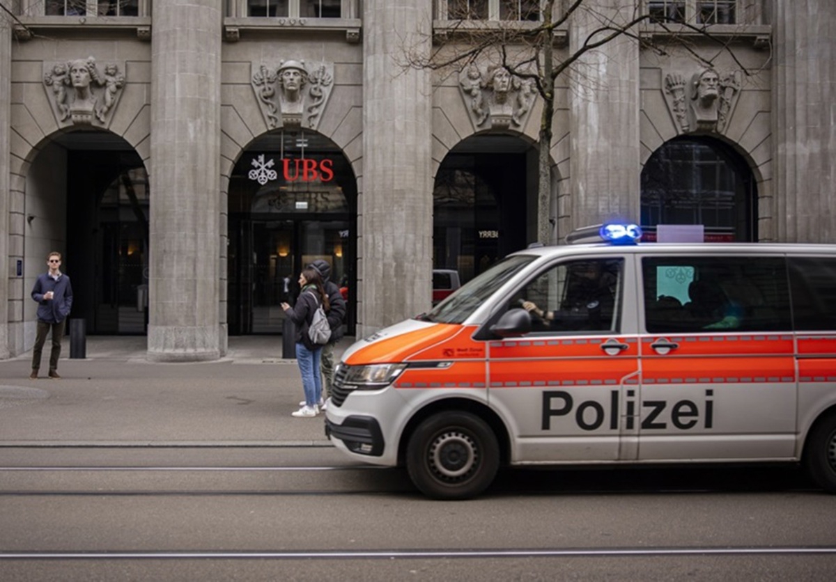 Najmanje četiri osobe izbodene u napadu u Zürichu. Svjedoci: Vikao je Allahu Akbar