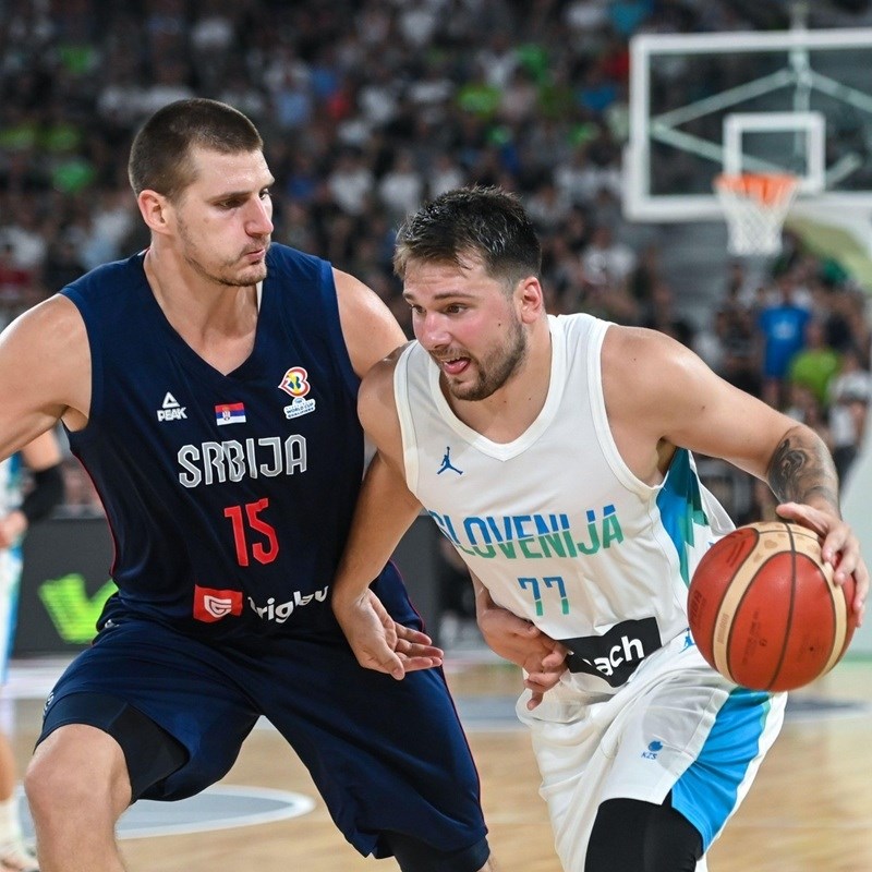 Amerikanci: Najbolji NBA igrač bio je nalik Bogu. Jokić 17., Dončić 57. svih vremena