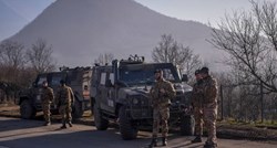 Napeto na granici Srbije i Kosova, britanski vojnici patroliraju