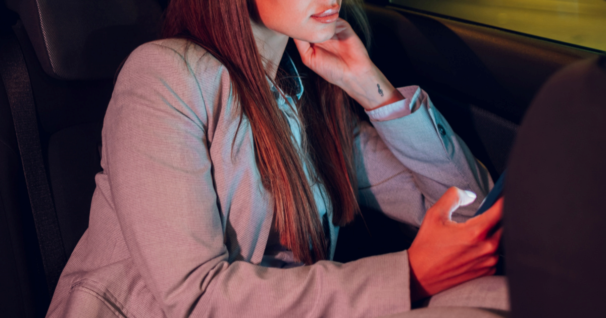 Uber mora platiti 8.5 milijuna dolara ženi koju je silovao vozač