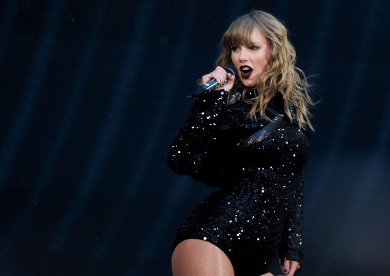 Rođendanska objava Taylor Swift u sat vremena skupila više od milijun lajkova