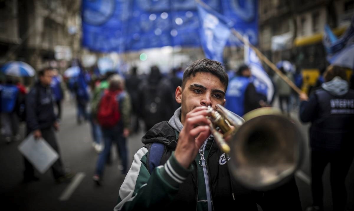 Argentinski radnici održali poseban "sprovod", oplakivali svoje plaće