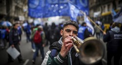 Argentinski radnici održali poseban "sprovod", oplakivali svoje plaće