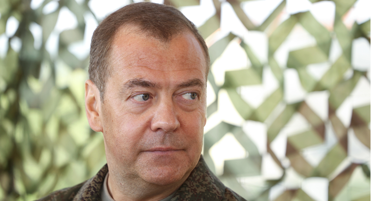Medvedev zaprijetio Ukrajincima: "Smrt za smrt"