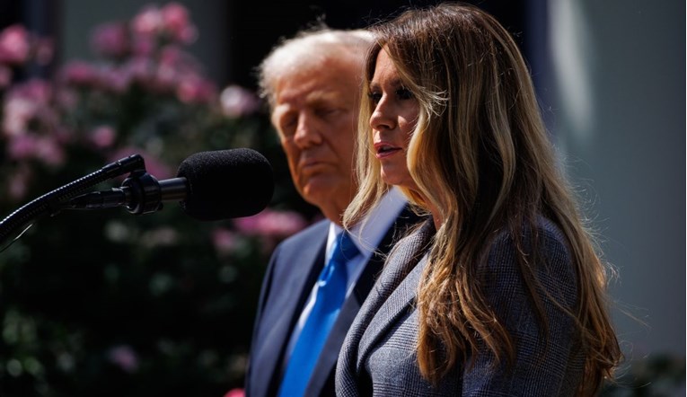 Trump potpisao zakon protiv osvetničke pornografije. "Ključna je bila Melania"