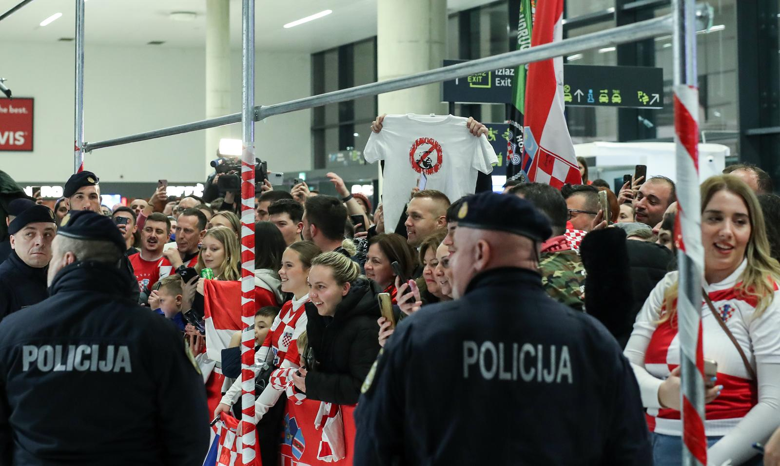 Otkazan doček rukometaša u Zagrebu. HDZ-ovi ministri napali Tomaševića