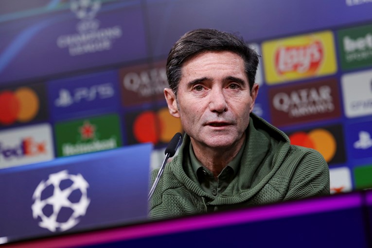 Xabiju Alonsu prijeti otkaz. Marcelino: "Trener je kao sendvič. On je šunka i sir" 