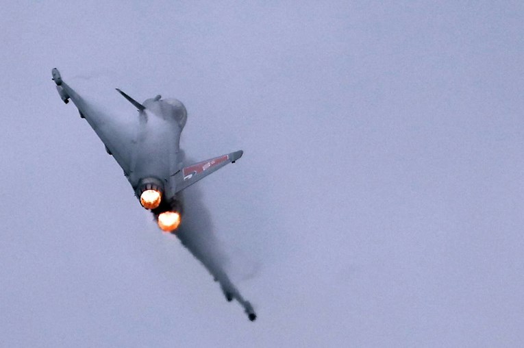 Britanija šalje borbene avione Typhoon u Poljsku: "Rusija prijeti Europi"