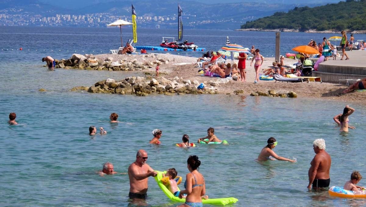 Na Kvarneru manje turista. Najveći pad u hotelima i apartmanima s 3 zvjezdice