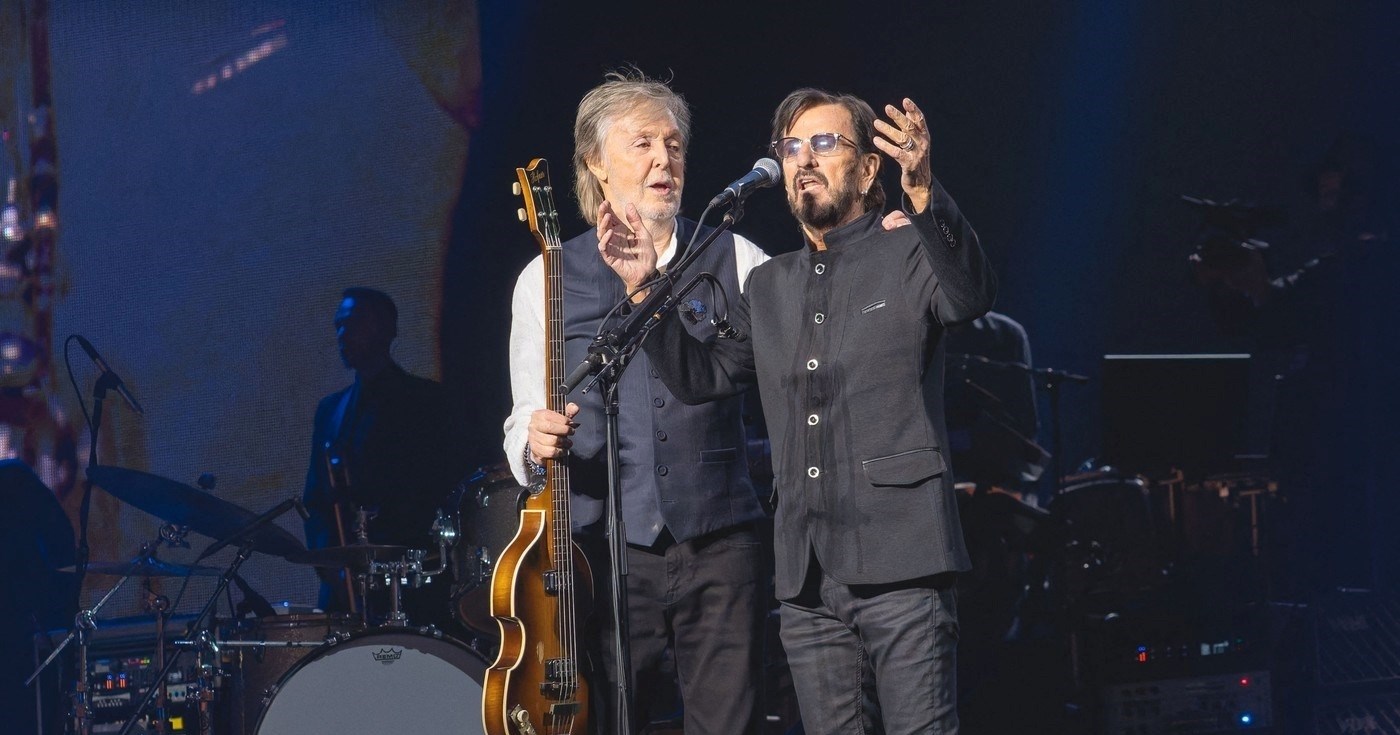 Ringo Starr pridružio se Paulu McCartneyju na pozornici u Londonu