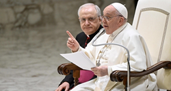 Papa: Rodna ideologija je najveća opasnost današnjice