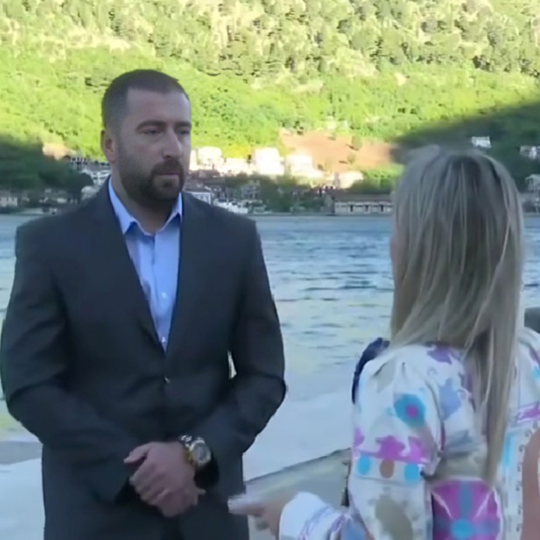Direktor lučke uprave Kotor postao hit nakon javljanja uživo, pogledajte zašto