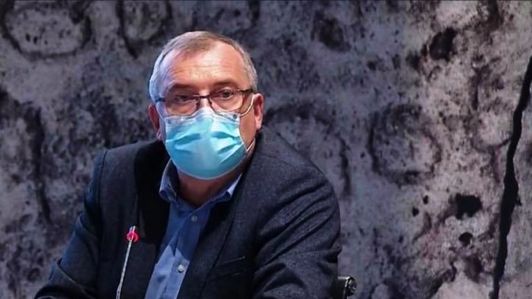 Capak: Dolaskom cjepiva neće završiti era nošenja maski