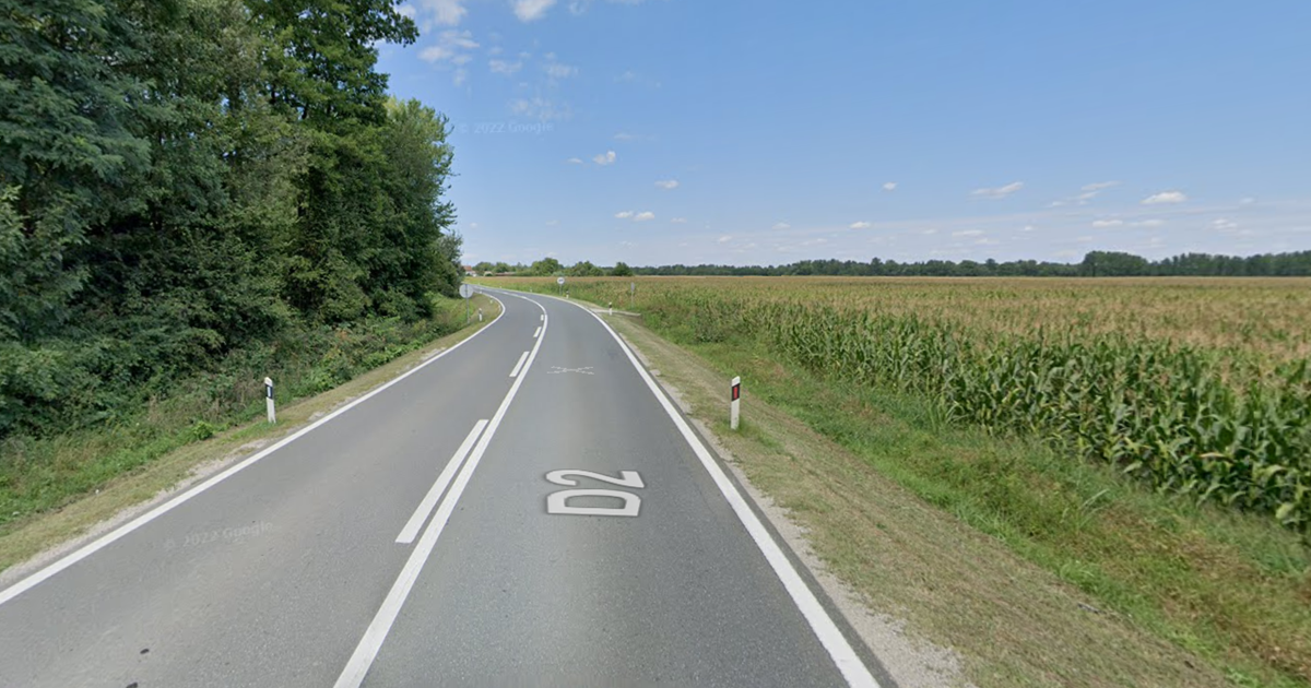 S 3,65 promila autom se zabio u znakove i stupiće. Vratio se na cestu pa opet sletio