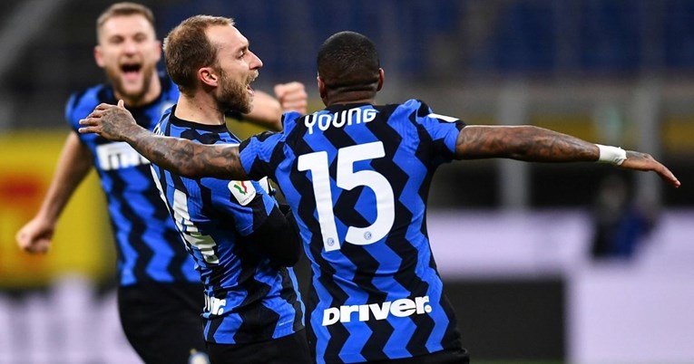 Inter izbacio Milan iz kupa u 97. minuti u derbiju punom incidenata