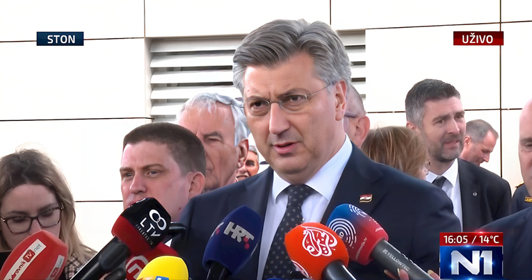 Plenković komentirao slučaj dvije pacijentice koje su stavili na isti bolnički ležaj