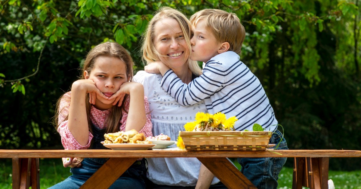 Psiholozi tvrde: Nesvjesno favoriziranje djeteta dovodi do rivalstva između djece