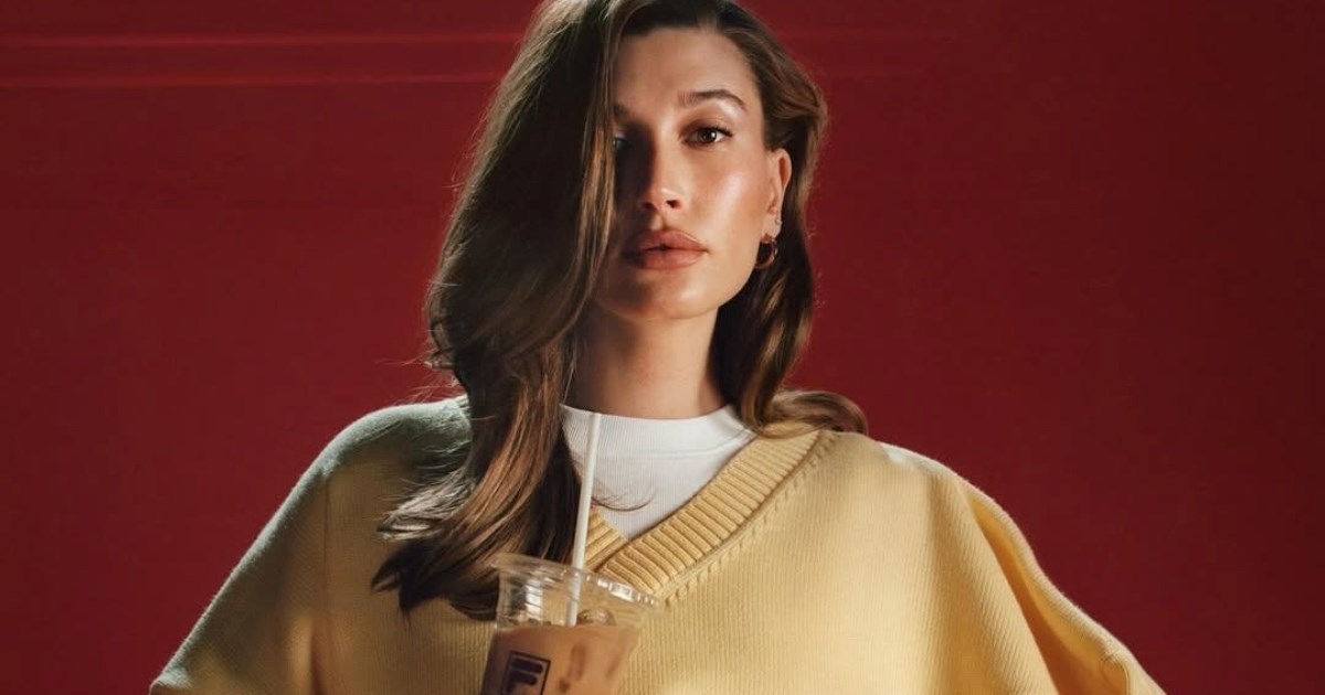 Stigla je nova Hailey Bieber x FILA kolekcija. Ljudi pišu: "Izgleda odlično"