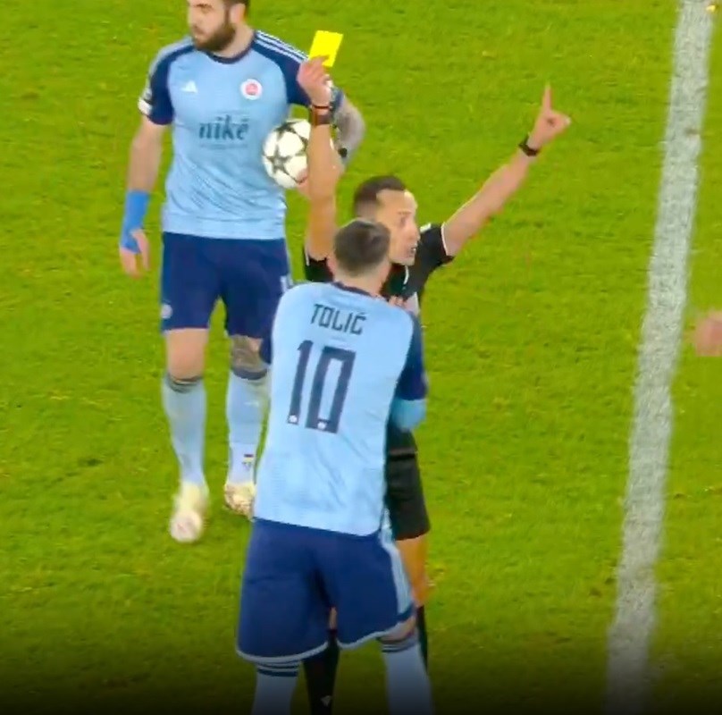 VIDEO Tolić dobio dva žuta u razmaku od 10 sekundi u Ligi prvaka