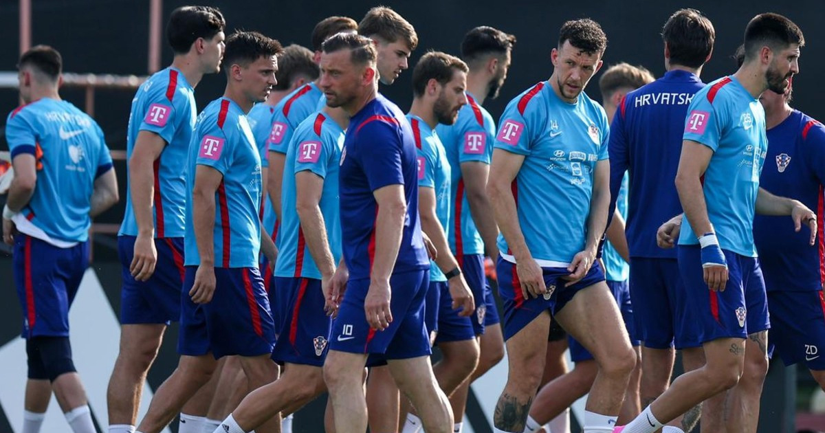 Bliži se prvi nastup Hrvatske na SP-u. Igrači odradili trening pred posebnim gostima