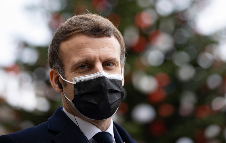 Macron ima koronavirus