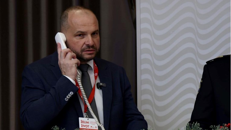 Šef SDP-a prozvao Plenkovića: O Trumpovom Odboru za mir trebamo raspraviti u saboru