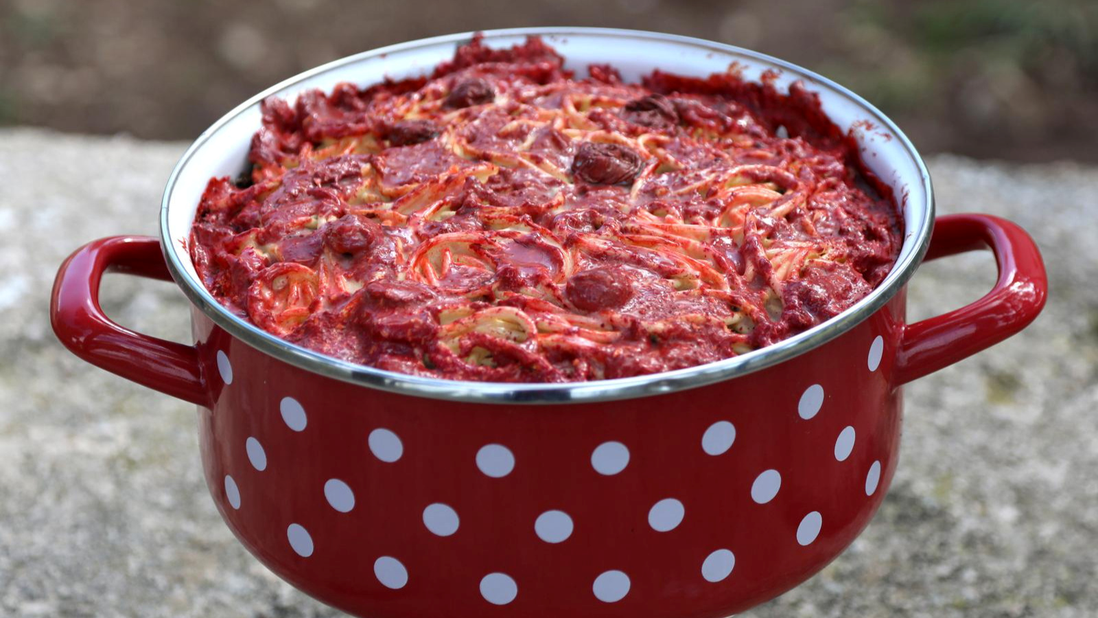 "Aleksa, vrati se doma, skuvala san ti paštašutu!" Znate li što je zapravo paštašuta?