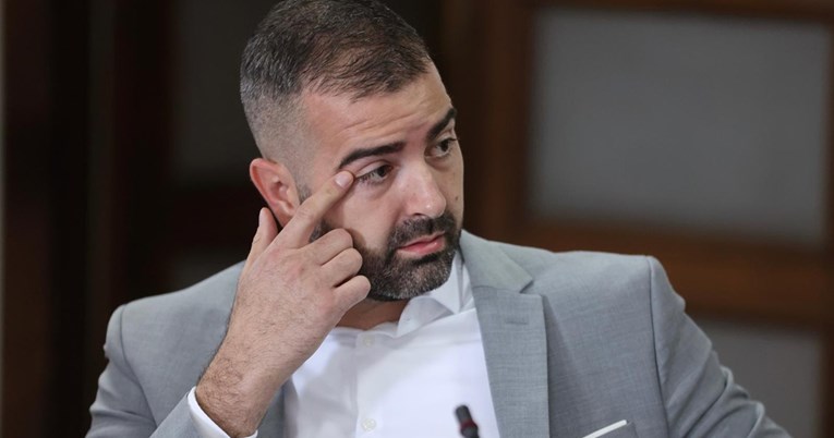 Matijević glasao za HDZ-ov proračun. SDP: Čestitamo što je promijenio kaput