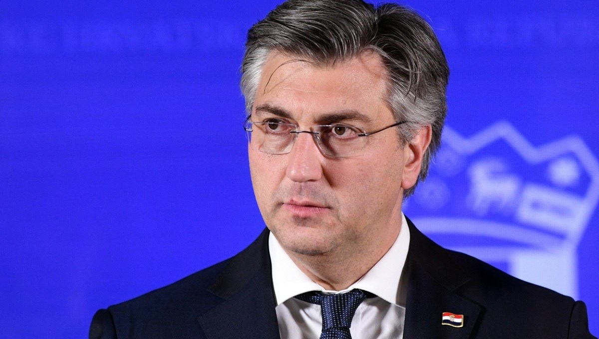 Plenković se obratio javnosti: Ukidanje mjera ide u 3 faze, prva počinje 27. travnja