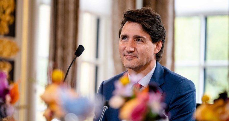 Neobičnim čarapama Justin Trudeau privukao pozornost na konferenciji u Washingtonu