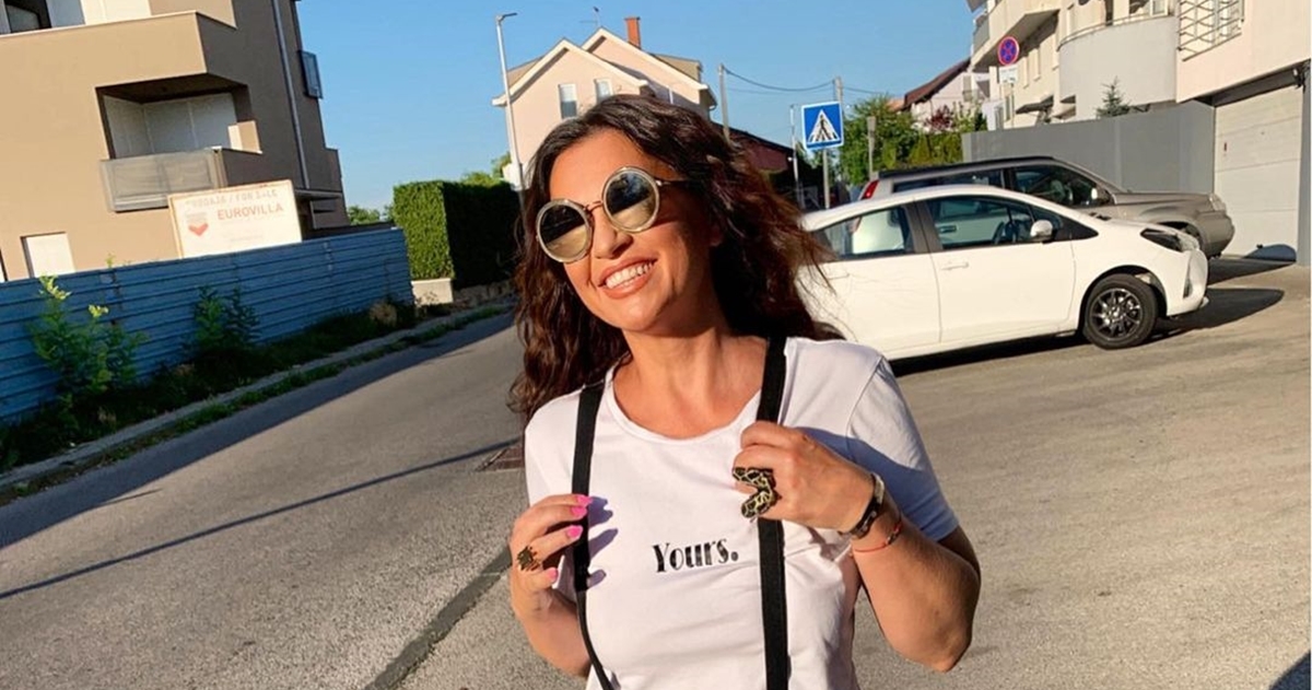 Nina Badrić pozirala nasmijana u krilu posebnog muškarca: "Ljubav za ljubav"