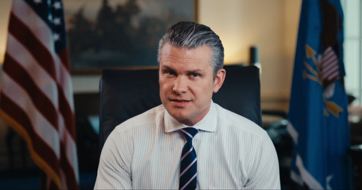 Trumpov ministar: Vojnici sad mogu nositi privatno oružje u vojnim bazama