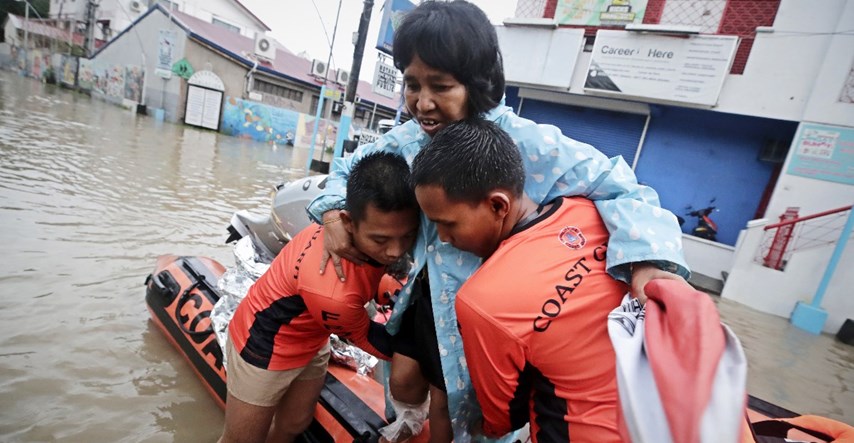 Obilna kiša na božićni vikend na Filipinima, u poplavama poginulo 13 ljudi
