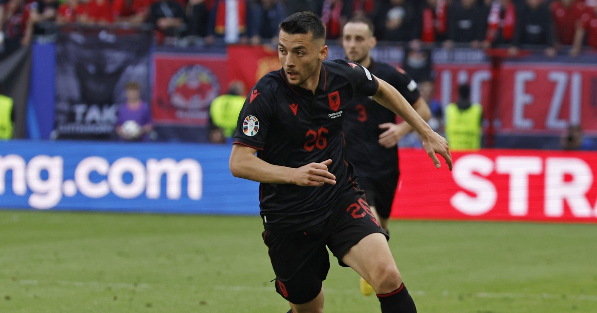 Hoxha pozvan u reprezentaciju Albanije. Igrat će u doigravanju za SP