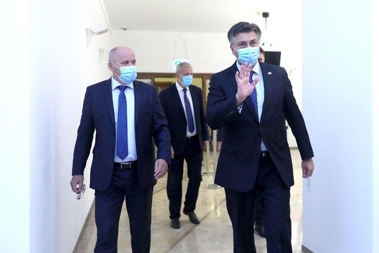 Plenković: Očekujem što širu potporu za Zakon o obnovi