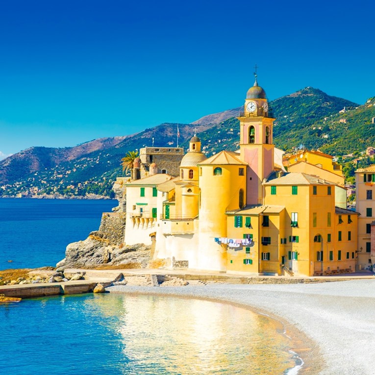 "Grad tisuću bijelih jedara": Proglašena najljepša obalna destinacija na svijetu