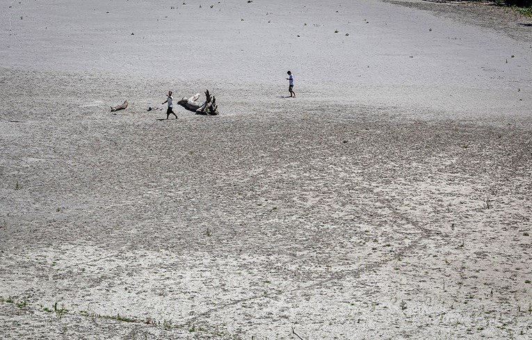 Velika suša u Italiji, rijeka Po je gotovo presušila