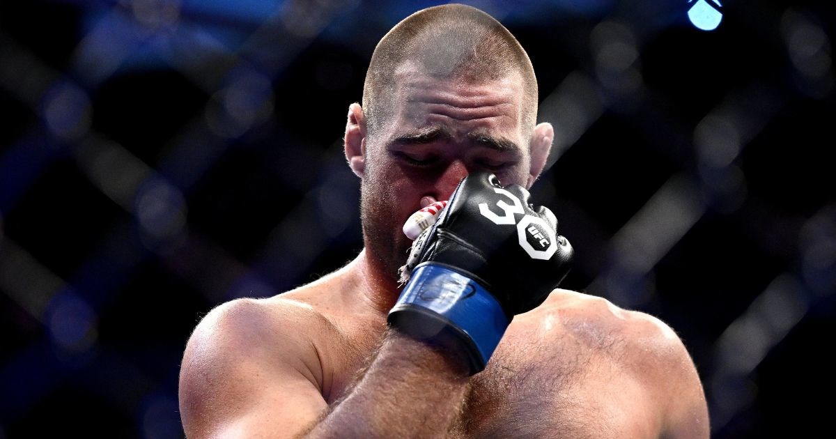 UFC kontroverznom bivšem prvaku zabranio dolazak na event i prijetio mu zatvorom