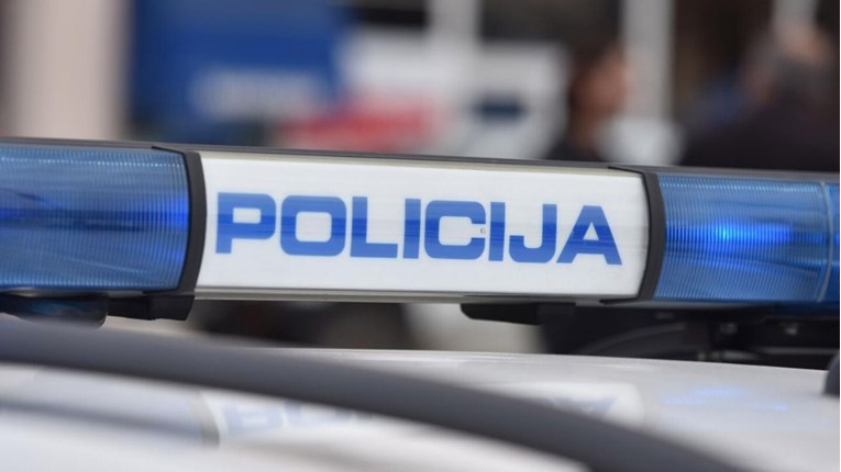 Policajka umiješana u otmicu četiri žene u Splitu, iza svega stoji baka jedne