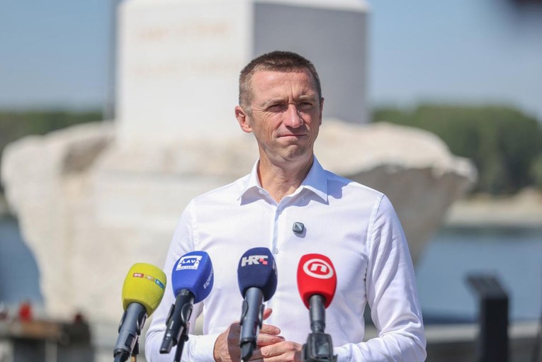 Penava: Na mnogim mjestima u Hrvatskoj je otpad. Dio problema potječe iz bivše države