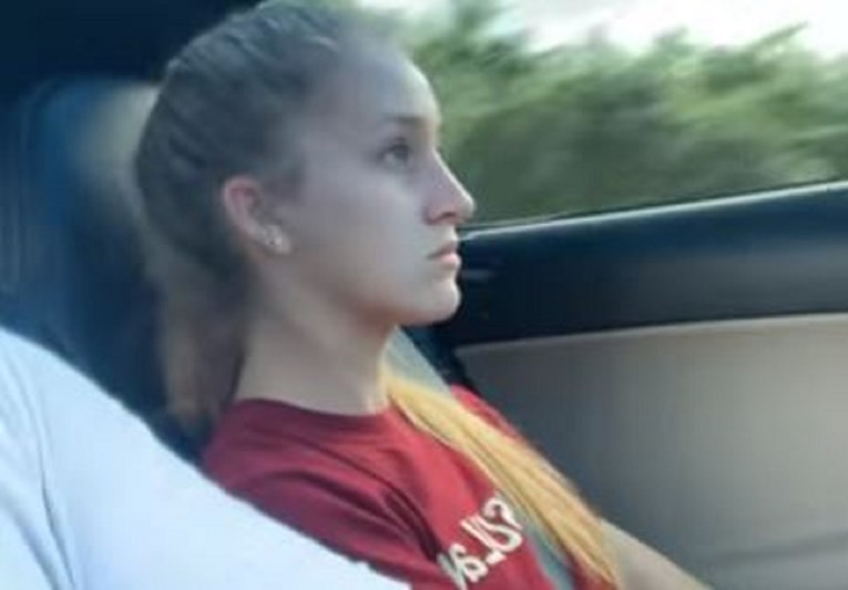 VIDEO Namjerno naljutio curu tijekom vožnje da snimi reakciju: "Durila se..."