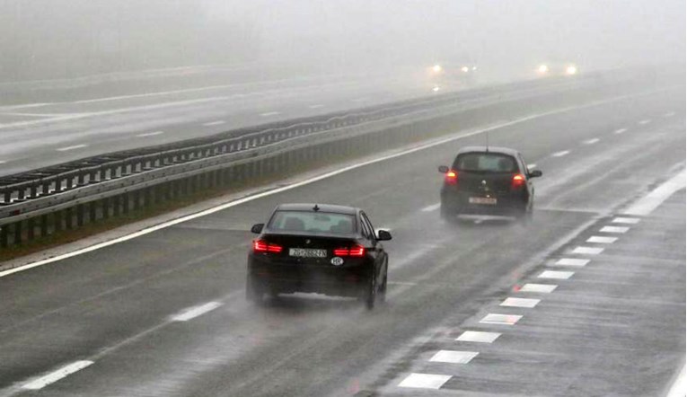 Problemi zbog vjetra u prometu, samo auti mogu autocestom kroz Gorski kotar