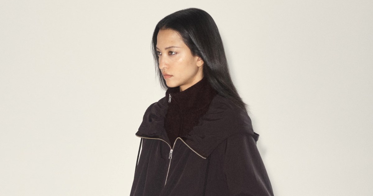 Cos vraća jaknu koja je prošlog proljeća planula