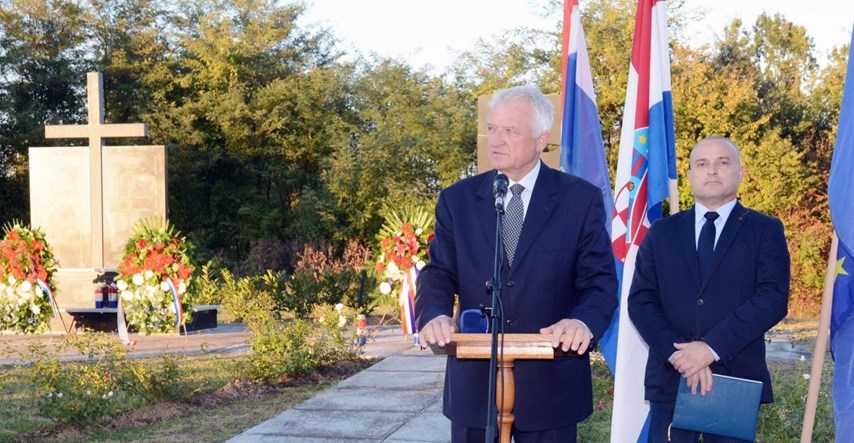 Bivši gradonačelnik Gline dobio kuću srpske obitelji. I on je najam plaćao 100 kuna
