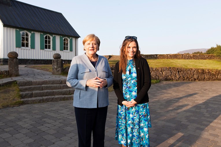 Merkel se na Islandu sastaje s nordijskim čelnicima, tema su klimatske promjene