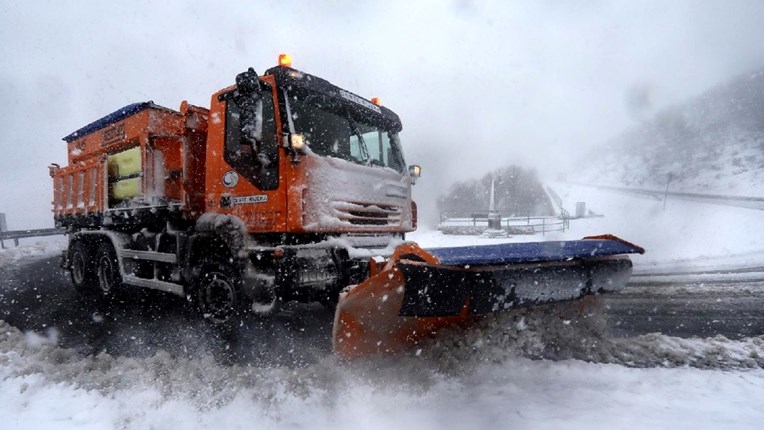 Riječka zimska služba spremna je za snijeg i posipanje cesta